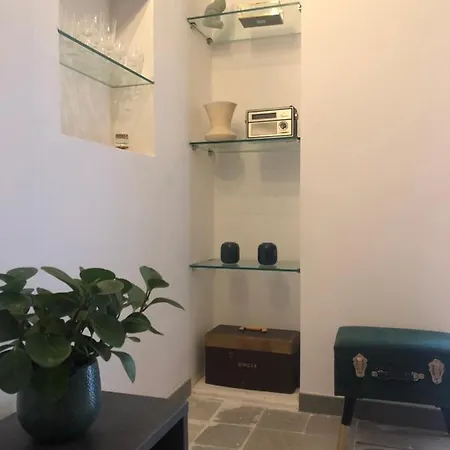 Retro Apartment Valletta